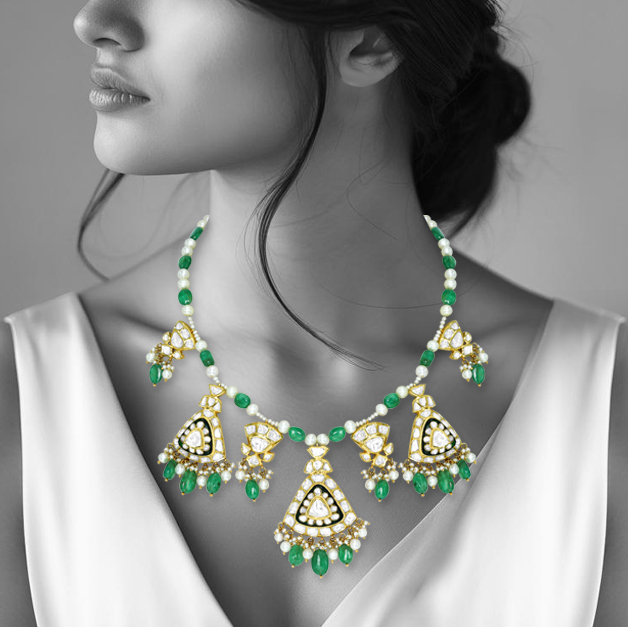 Polki Necklace with Triangular Motifs, Emeralds and Pearls